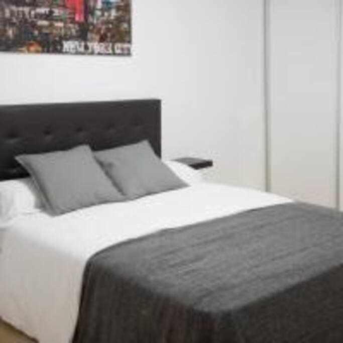 Apartamento Sotano En Gran Via Madri Exterior foto