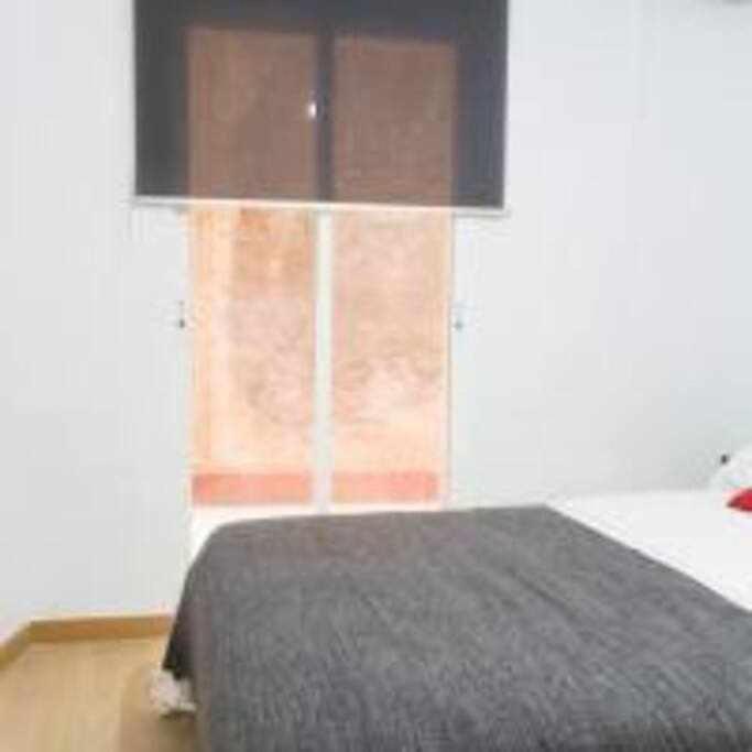 Apartamento Sotano En Gran Via Madri Exterior foto