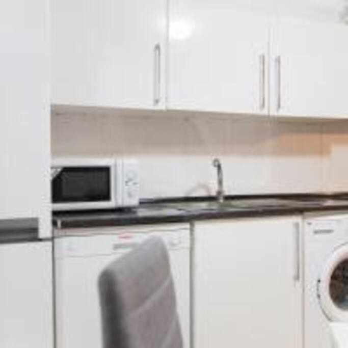Apartamento Sotano En Gran Via Madri Exterior foto