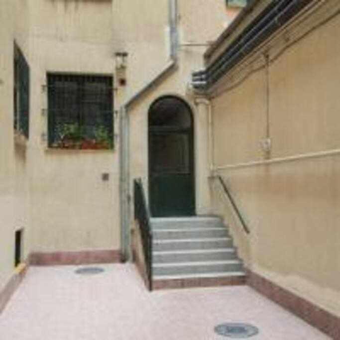 Apartamento Sotano En Gran Via Madri Exterior foto